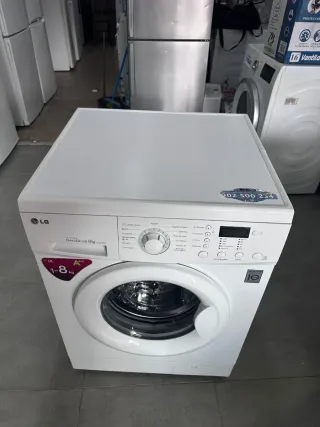 Lavadora marca LG 8kg 1200rpm A++
