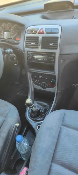 Peugeot 307 2004
