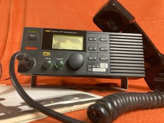 Radio Marina VHF Apelco VXE75