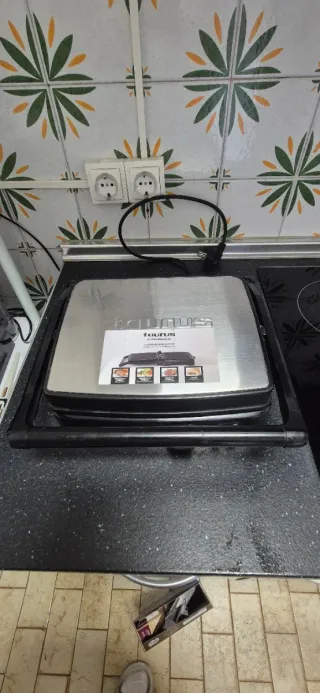 Plancha y Tostadora Taurus