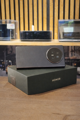 HONOR MAGIC V5 512GB NERO 16 RAM - 46 CICLI