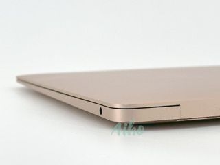 MacBook Air 13" (2020) Intel Core i5 1.1GHz 4 núcleos - 512GB SSD - RAM 16Gb - Dorado