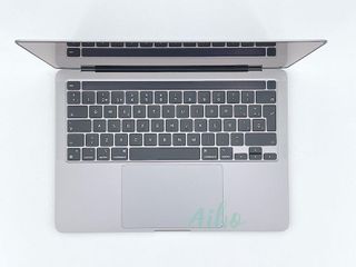 MacBook Pro 13" (2020) Intel Core i5 2.0GHz 4 núcleos - Disco 1TB SSD - RAM 16Gb