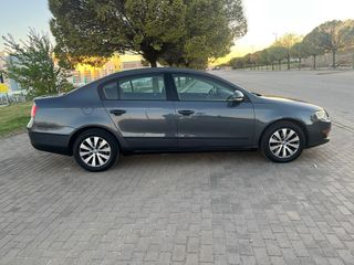 Volkswagen Passat 2008
