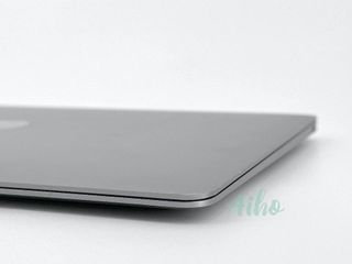 MacBook Air 13" (2020) Intel Core i3 1.1GHz 2 núcleos - SSD 512GB - RAM 8GB - Gris Espacial