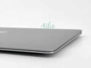 MacBook Air 13" (2020) Intel Core i3 1.1GHz 2 núcleos - SSD 512GB - RAM 8GB - Gris Espacial