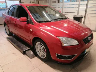 Ford Focus Sedan 2006