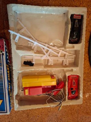 Pista de Carreras Darknight Chase, tipo Scalextric