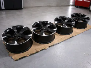 Llantas originales Cupra León 2023