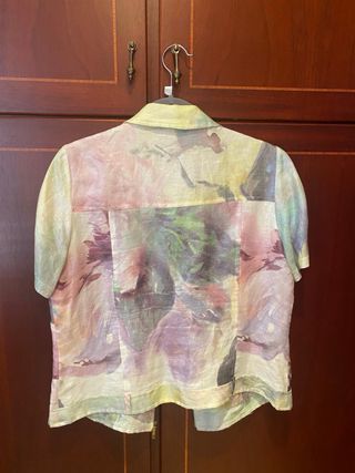 Conjunto elegante mujer estampado floral