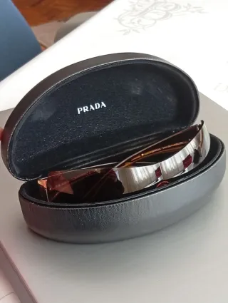 Gafas de sol Prada Marrón y Dorado