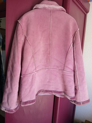 Cazadora rosa de pelo para chica