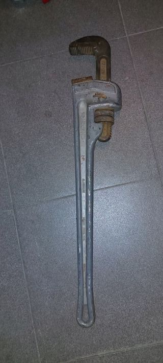 Llave de tubo Ridgid 24