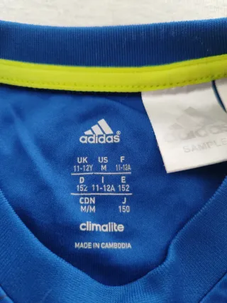 Camiseta Adidas Deportiva Azul de niño Talla 152