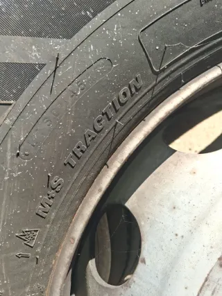 Neumático 315/80 R 22.5