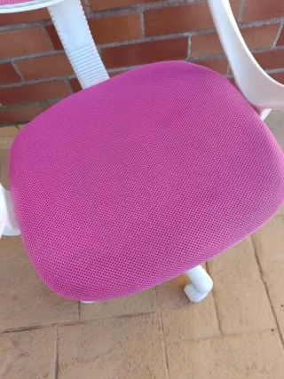 Silla de escritorio infantil rosa y blanca