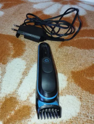 Recortadora Braun Negra y Azul