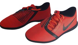 Chuteiras Nike Phantom Venom Academy IC