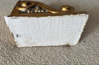 Antigua Mensula Decorativa Dorada