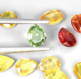 Lotto Zaffiri Naturali 4,03 ct per Gioelli