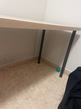 Mesa de escritorio madera y metal
