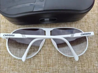 Occhiali da sole Carrera bianchi e neri