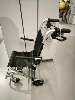 Silla de transferencia mobiclinic neptuno