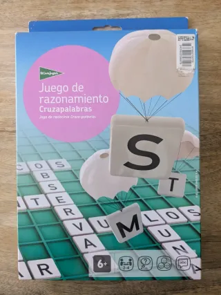 Juego de mesa tipo Scrabble