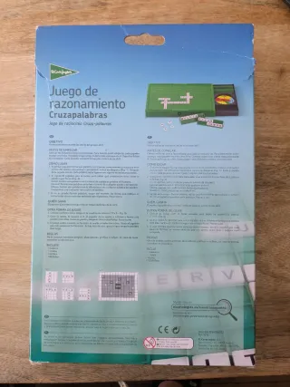 Juego de mesa tipo Scrabble