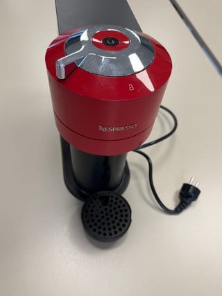 Cafetera Nespresso Roja