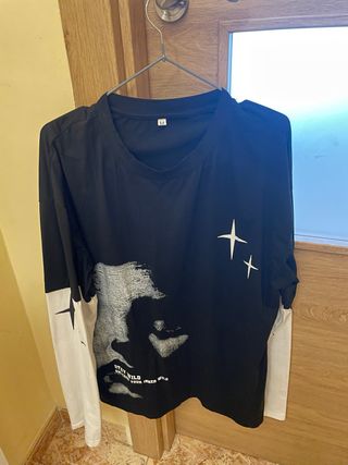 Camiseta Manga Larga Negra y Blanca Talla M