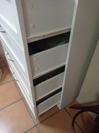 Cómoda 4 cajones Ikea blanca