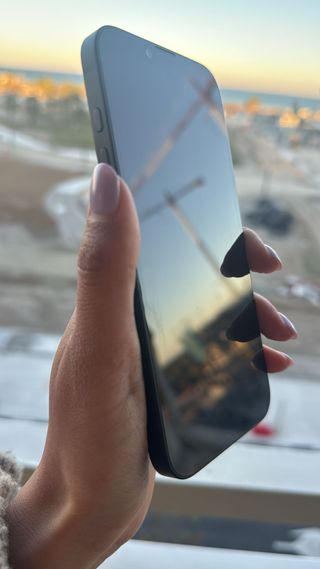 iPhone 16e Negro Reacondicionado Grado A