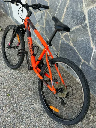Bicicleta infantil B'Twin naranja