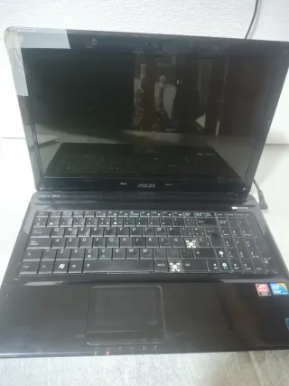 ASUS A52J Portátil Negro