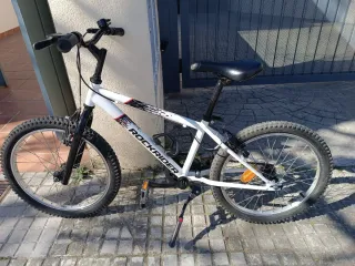 Bicicleta Infantil Rockrider ST 100