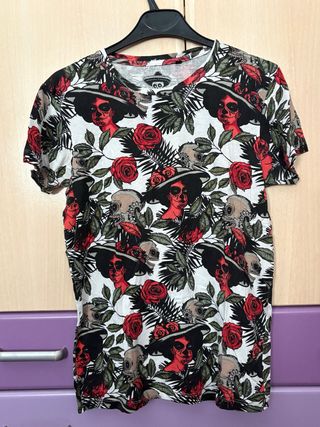 Camiseta Calaveras y Rosas