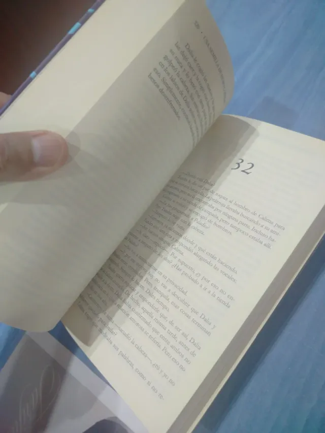 Una semilla de humo y cenizas (Spanish Edition)