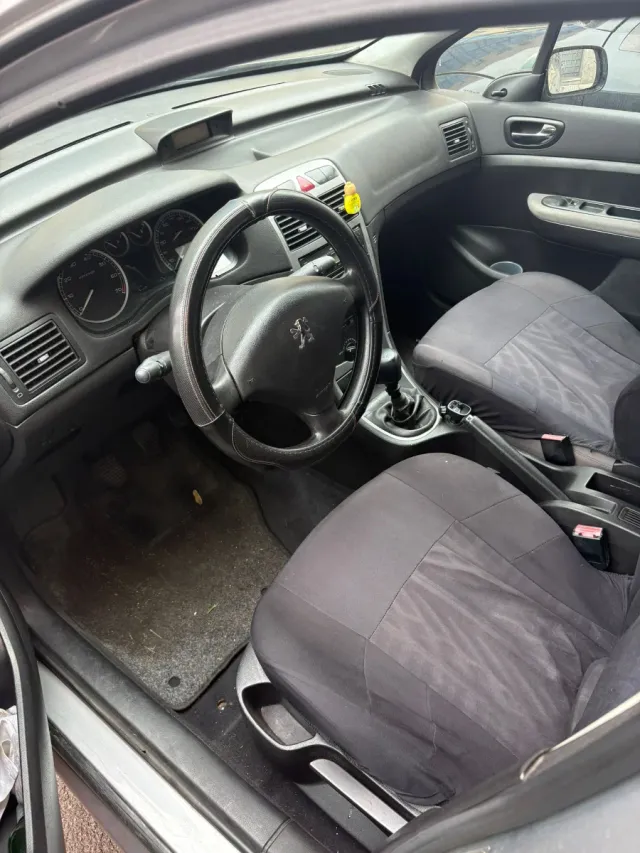 Peugeot 307 2004