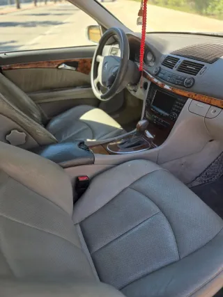 Mercedes-Benz Clase E 2003