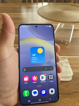 Samsung Galaxy S24 Morado