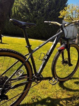 Bicicleta Trek X-Caliber 8 Aro 29 T M/L