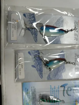 Cucharillas de pesca Grauvell y Teeth