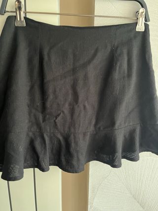 Falda negra Stradivarius Talla S