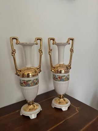 Coppia vasi anforette dorate stile anni '50