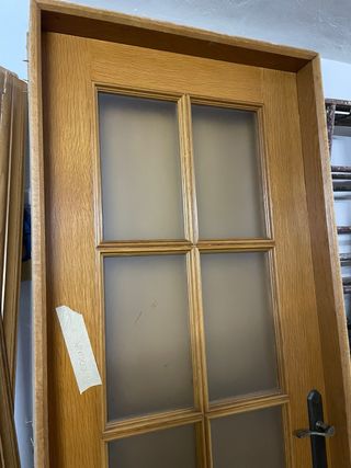 Puerta de madera interior