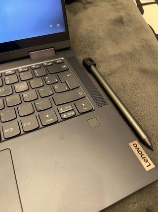 Portátil Lenovo Yoga 7i Convertible 2 en 1