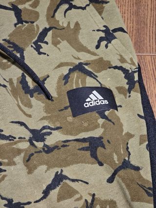 Pantalón chándal Adidas camuflaje hombre
