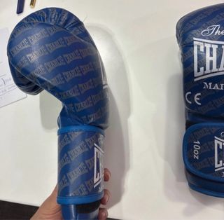 Guantes de Boxeo Charlie 10oz Piel Búfalo