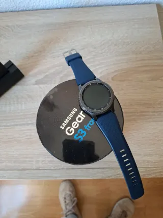 Reloj Samsung Gear S3 Frontier negro espacial .